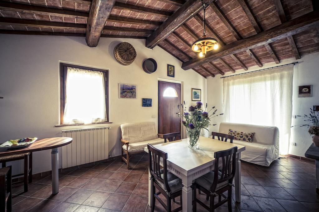 Agriturismo I Roseti Montepulciano Stazione المظهر الخارجي الصورة