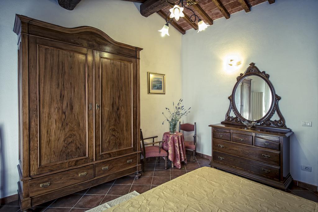 Agriturismo I Roseti Montepulciano Stazione الغرفة الصورة