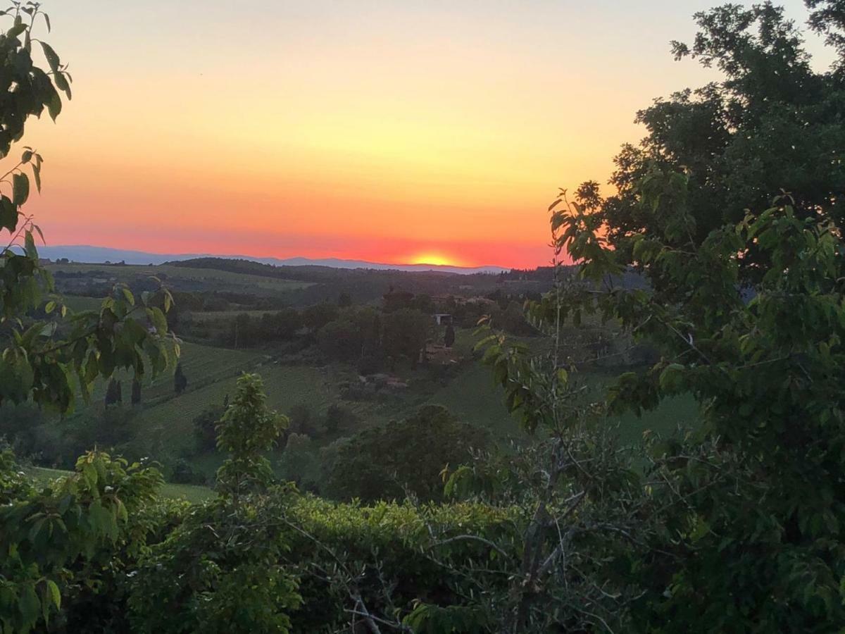 Agriturismo I Roseti Montepulciano Stazione المظهر الخارجي الصورة